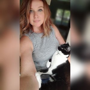 Meet your Posher, Jenni